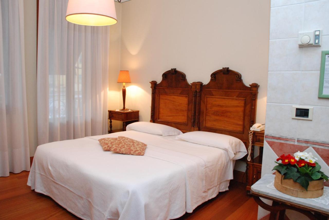 Hotel Vecia Brenta Mira Pokoj fotografie